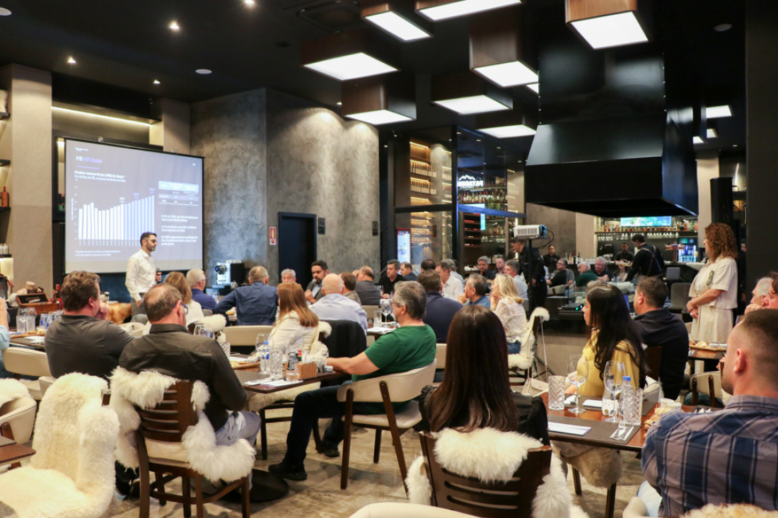 O evento acorreu no restaurante O Ovelheiro, na segunda-feira (24). 