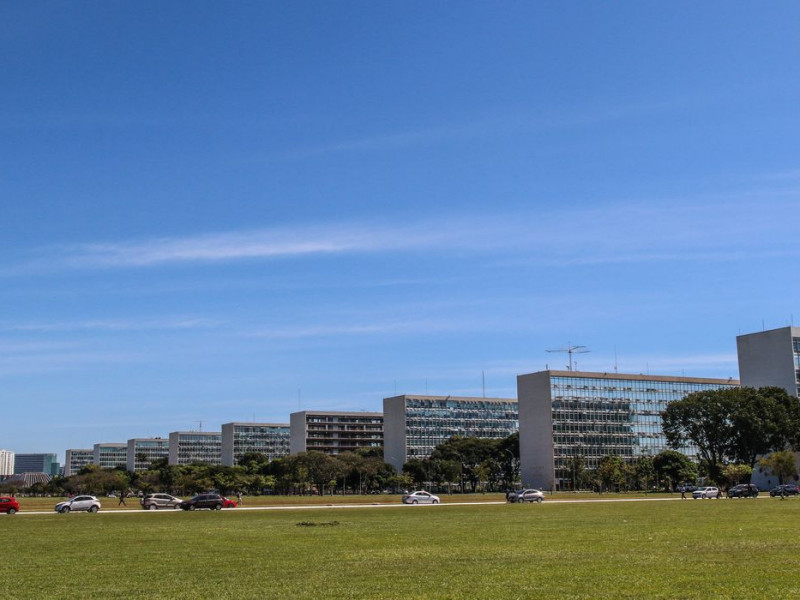 Governo libera R$ 501,4 milhões para Ministério das Cidades