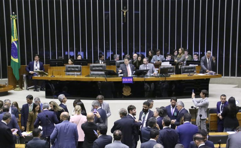 Sessão do Congresso foi convocada para a votação dos vetos

