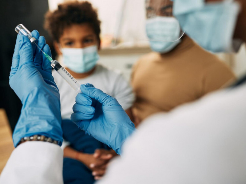 Governo começa a distribuir vacina contra vírus sincicial respiratório
