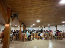  O encontro reuniu autoridades, lideranças e profissionais do setor para discutir temas estratégicos do meio rural e fortalecer o diálogo com os produtores da região