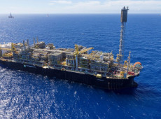 Petrobras amplia participação em áreas do pré-sal após leilão
