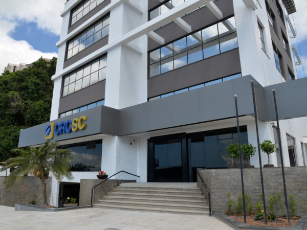 Ao longo de quase oito d&eacute;cadas, o Conselho se tornou protagonista de importantes avan&ccedil;os institucionais e profissionais