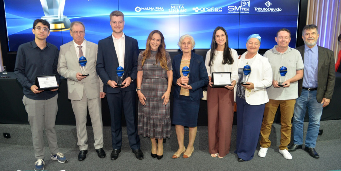 Evento que reuniu lideranças, profissionais, representantes institucionais e familiares, no auditório da entidade, em Florianópolis