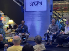 A abertura dos pain&eacute;is foi conduzida pela Editora Express&atilde;o, e a contextualiza&ccedil;&atilde;o do projeto e media&ccedil;&atilde;o das conversas ficaram sob responsabilidade de Vinicius Silva (Alma Comunica&ccedil;&atilde;o), idealizador da iniciativa