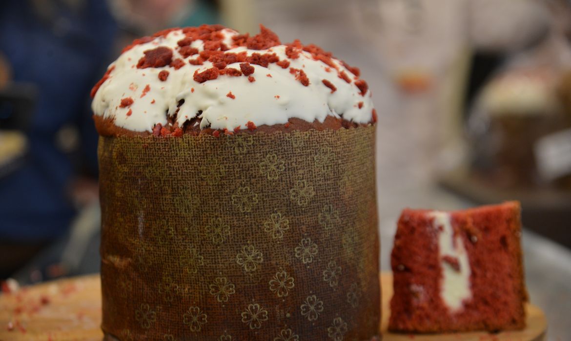 Procon: preço de itens da ceia de Natal pode variar mais de 100% em SP