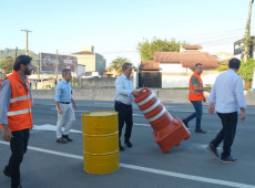 A&ccedil;&atilde;o realizada &agrave;s 6h desta quinta-feira pelo governador Jorginho Mello e pelo prefeito Top&aacute;zio Neto marca a entrega parcial de uma das obras mais aguardadas de Florian&oacute;polis, integrante do programa 