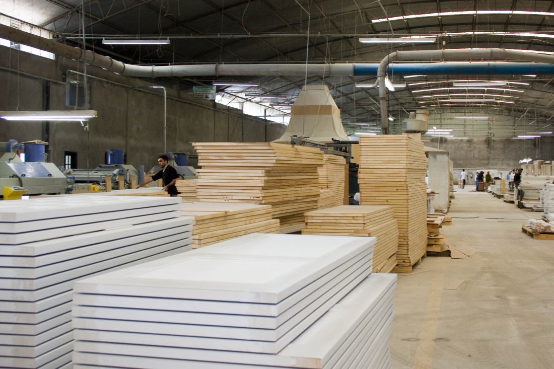 Produção sustentável e proximidade com setor florestal são diferenciais do polo de madeira e móveis