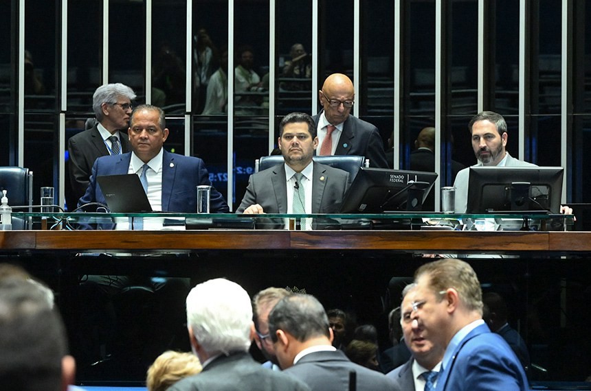 A sess&atilde;o foi presidida pelo senador Davi Alcolumbre (Uni&atilde;o-AP)
