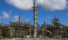 Petrobras renova contratos de quase R$ 100 bi com a Braskem