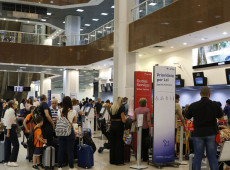 Anac discute com a&eacute;reas aumento de voos no Santos Dumont; Paes critica