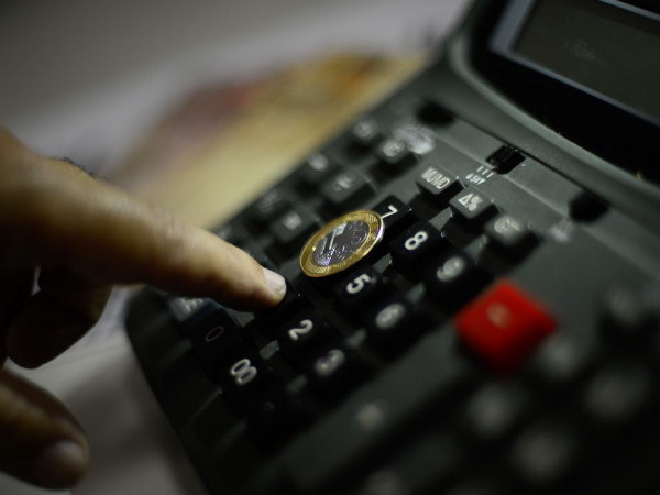 Governo Central registra d&eacute;ficit de R$ 20,2 bilh&otilde;es em novembro