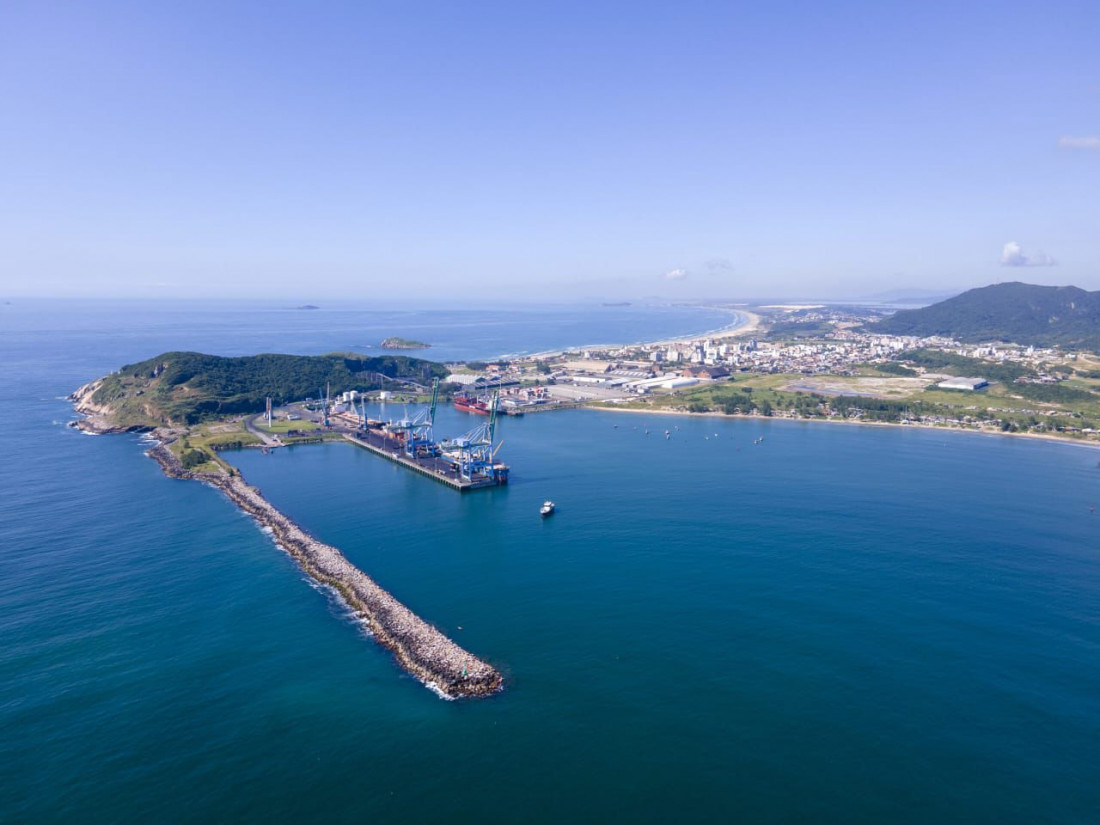 ações garantirão a expansão das conexões marítimas do Porto de Imbituba, que preveem mais de R$ 300 milhões em investimentos públicos.