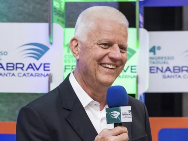  presidente  da Fenabrave, Alfredo Heinz Breitkopf 
