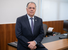 e Gilberto Seleme, presidente da FIESC