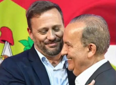 Governador Jorginho Mello oficializa o prefeito de Joinville, Adriano Silva, como pr&eacute;-candidato a vice-governador na chapa da reelei&ccedil;&atilde;o em Santa Catarina e refor&ccedil;a a alian&ccedil;a da direita no Estado.