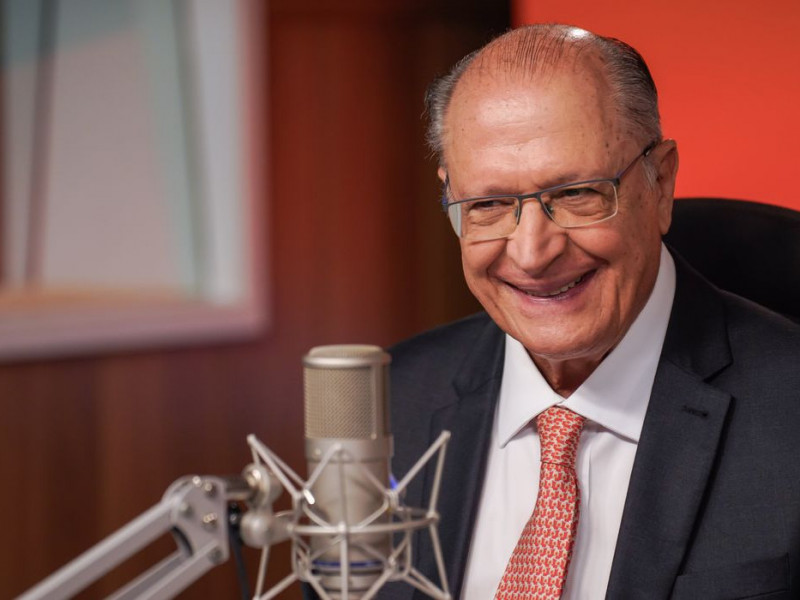 Alckmin conversa por telefone com vice-presidente da China