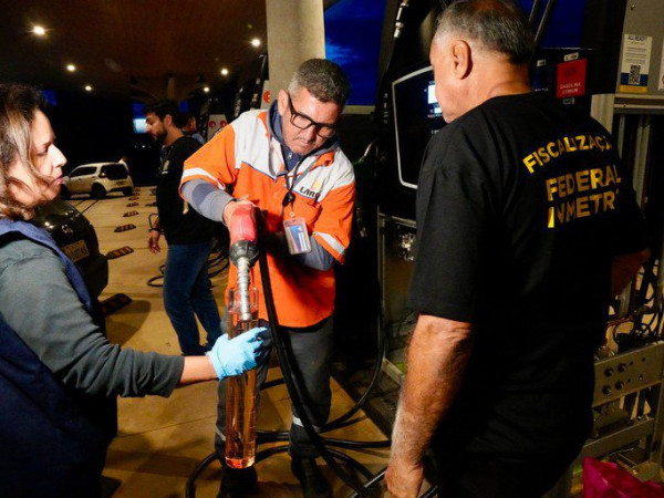 Inmetro e ANP fazem opera&ccedil;&atilde;o nacional contra fraudes em postos de combust&iacute;veis
