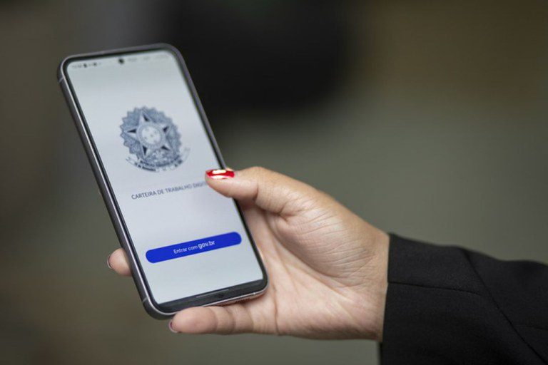 A partir de quinta (5), mais de 25 milhões de trabalhadores podem consultar se têm direito ao Abono Salarial
