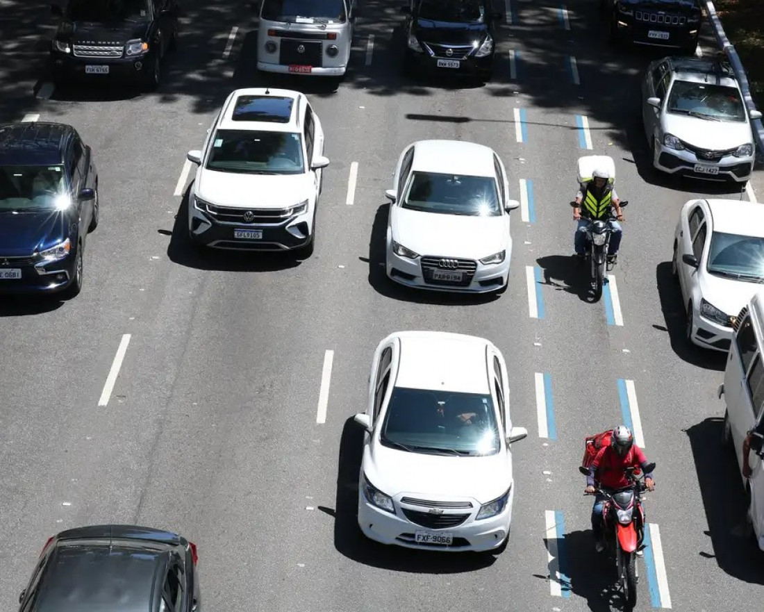 Estado apresentou desempenho relativamente melhor em motocicletas e uma queda levemente menor nos veículos leves.
