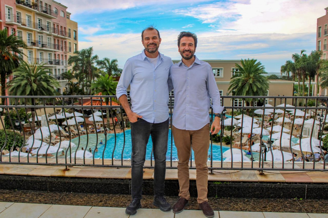 CEO da Habitasul, José Mateus, e Eduardo Malheiros, CEO do Grupo WIsh 
