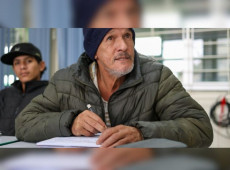 Educa&ccedil;&atilde;o de Jovens e Adultos - EJA est&aacute; com matr&iacute;culas abertas
