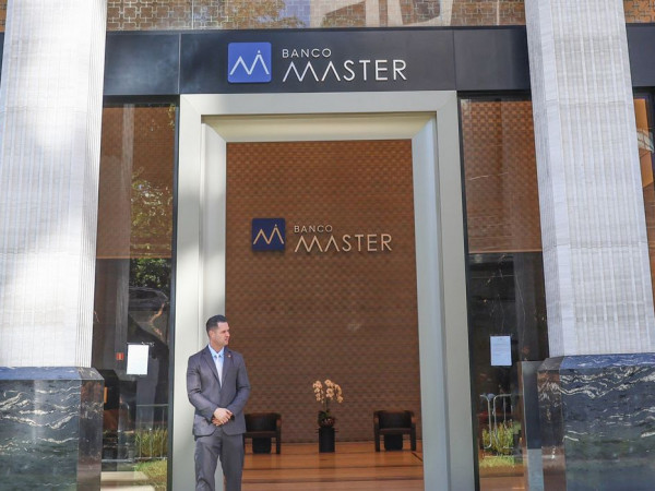 BC decreta liquida&ccedil;&atilde;o do Banco Pleno, presidido por ex-s&oacute;cio do Master