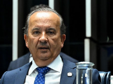 Jorginho Mello encerra impasse