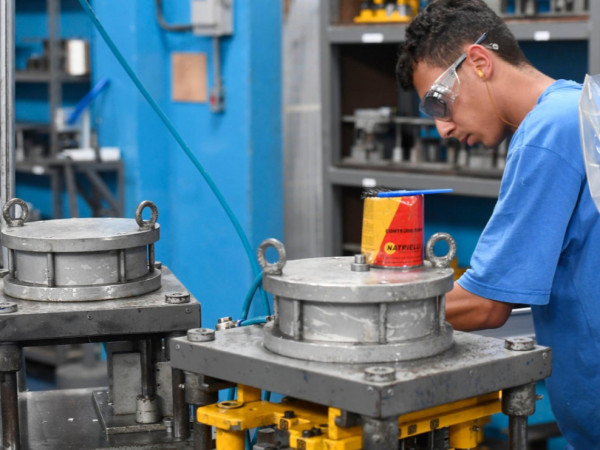 A discuss&atilde;o ganhou for&ccedil;a com projetos e propostas legislativas que defendem a redu&ccedil;&atilde;o da jornada semanal 