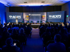 Al&eacute;m da palestra e painel com empres&aacute;rios da regi&atilde;o, os participantes poder&atilde;o optar por workshops simult&acirc;neos 
