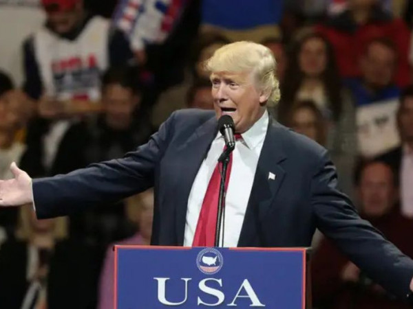 Trump levanta a possibilidade de uma &lsquo;tomada de controle amig&aacute;vel&rsquo; de Cuba
