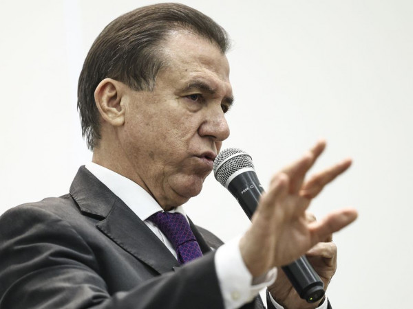 Governo pode enviar projeto com&nbsp;urg&ecirc;ncia se escala 6x1 n&atilde;o avan&ccedil;ar