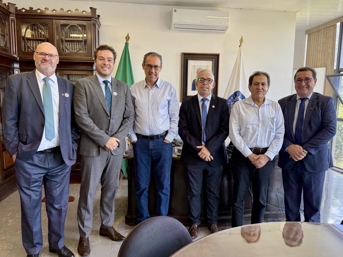 Comitiva cumpriu extensa agenda