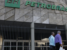 Petrobras aprova ades&atilde;o ao programa do governo para baratear diesel