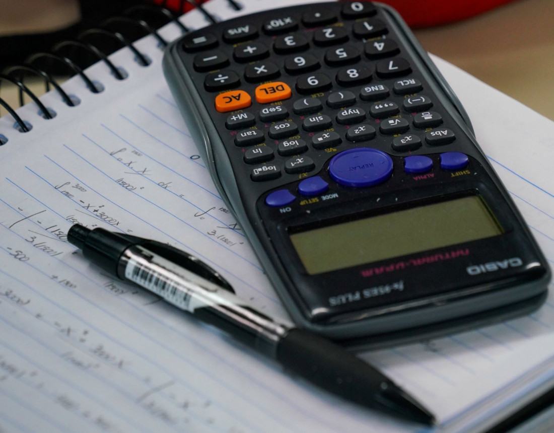 Em relação ao endividamento, o indicador ficou praticamente estável em fevereiro, passando de 72,9% no mês anterior para 72,8%