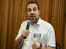 &Eacute; banditismo, diz Boulos sobre aumento de diesel nos postos 