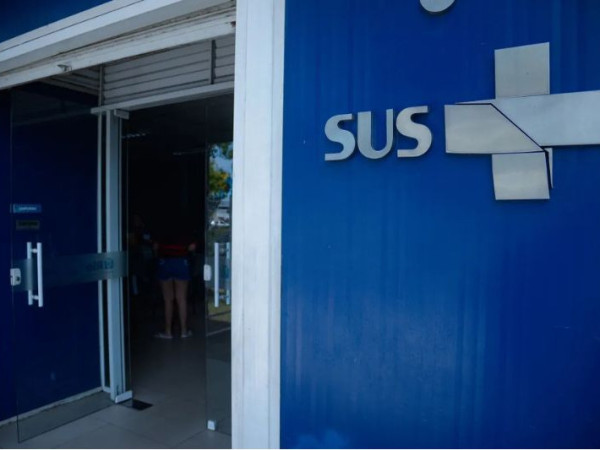 Mar&ccedil;o Azul: exames para rastrear c&acirc;ncer de intestino triplicam no SUS
