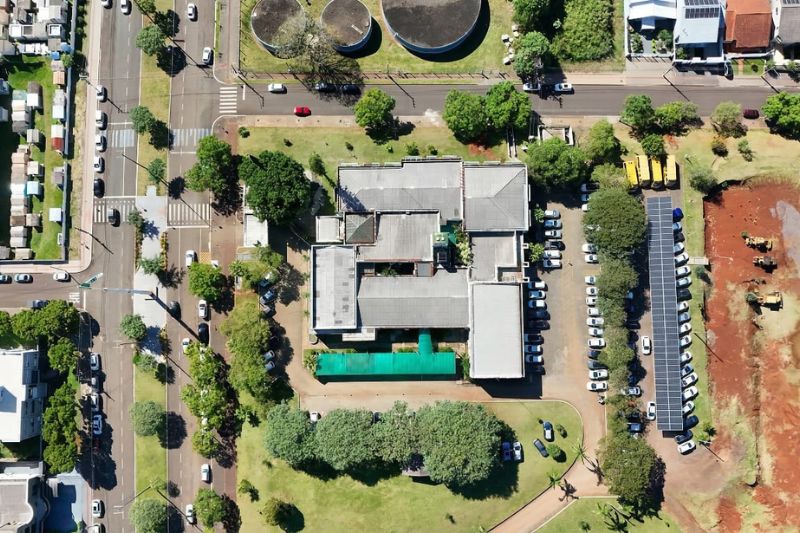 Chapecó lidera Sul com projeto público de energia zero
