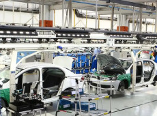 Ind&uacute;stria nacional avan&ccedil;a 0,9% em fevereiro