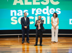 Evento reuniu profissionais de comunica&ccedil;&atilde;o,  assessores de imprensa, gestores p&uacute;blicos e lideran&ccedil;as pol&iacute;ticas e empresariais.