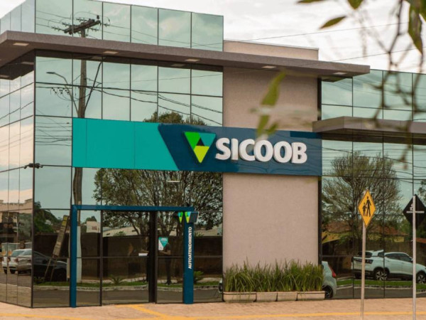 Para 2026, a expectativa do Sistema &eacute; manter a trajet&oacute;ria de crescimento, mesmo em um cen&aacute;rio econ&ocirc;mico que segue exigindo cautela