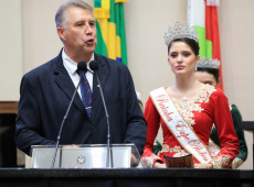 O prefeito de Abdon Batista, Lucimar Salm&oacute;ria, fez o convite aos parlamentares e sociedade de Santa Catarina para que prestigiem a 7&ordf; Expo Abdon Batista