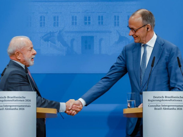 Brasil e Alemanha firmam acordo sobre minerais cr&iacute;ticos e terras raras