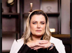 Maria Lucia Salvador Lopes &eacute; advogada com mais de 19 anos de experi&ecirc;ncia nas &aacute;reas c&iacute;vel, empresarial e imobili&aacute;ria
