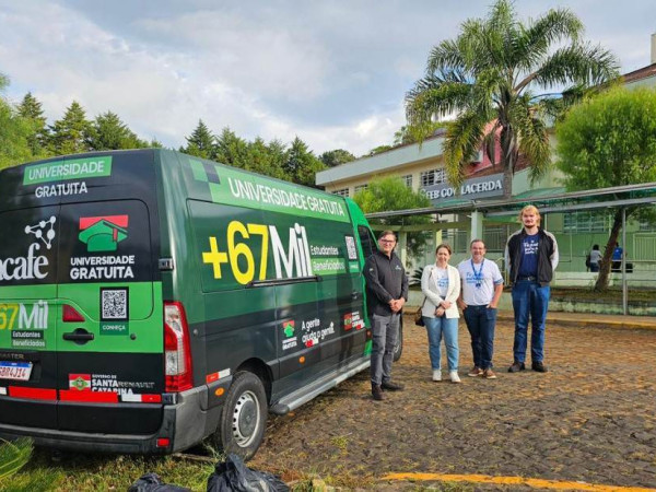 At&eacute; o momento, mais de 30 escolas j&aacute; receberam a visita das equipes, que apresentam os detalhes do programa 