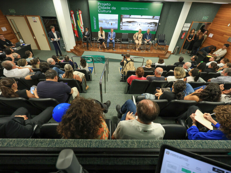 Audi&ecirc;ncia p&uacute;blica discutiu destina&ccedil;&atilde;o da &aacute;rea do complexo prisional para a constru&ccedil;&atilde;o da "Cidade da Cultura"

