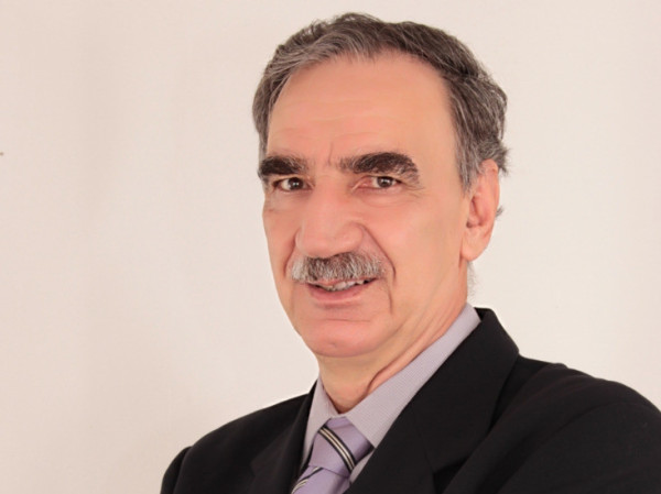 Ivan Ramos tamb&eacute;m ocupou cargos de destaque como superintendente da ent&atilde;o Cocecrer (atual Sicoob Central) e diretor da Central de Compras da Secretaria de Administra&ccedil;&atilde;o do Estado.