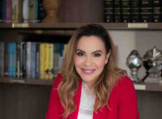 A advogada tributarista Kelly Martarello, conselheira da Associa&ccedil;&atilde;o Empresarial de Itaja&iacute;, ser&aacute; a voz do tema no painel "Transporte A&eacute;reo: Conectividade Global, Efici&ecirc;ncia Log&iacute;stica e Novas Oportunidades" 