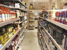 Cesta b&aacute;sica fica mais cara em todas as capitais no m&ecirc;s de abril