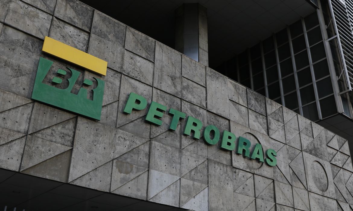 Petrobras abre 150 vagas em programa de est&aacute;gio; veja como participar